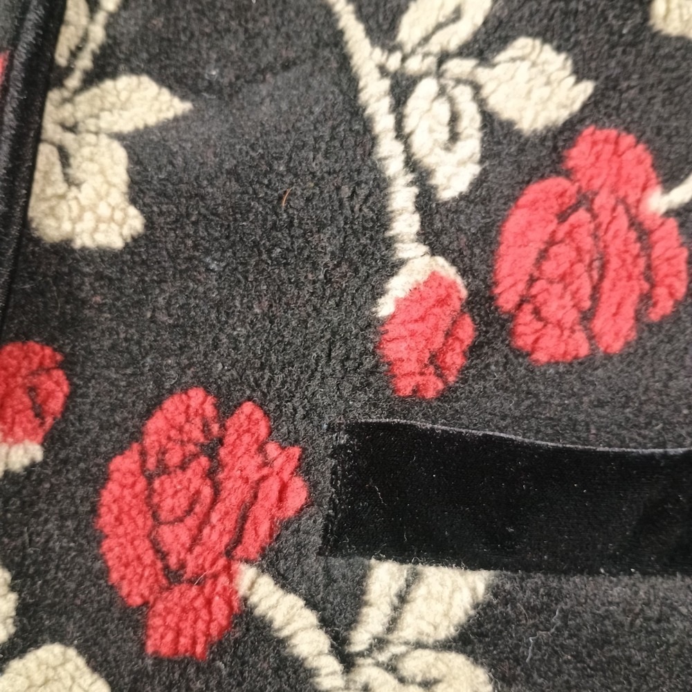 Vintage Victoria Holley Black Fleece Velvet Sweater Cardigan Rose Goth Medium - Picture 2 of 6